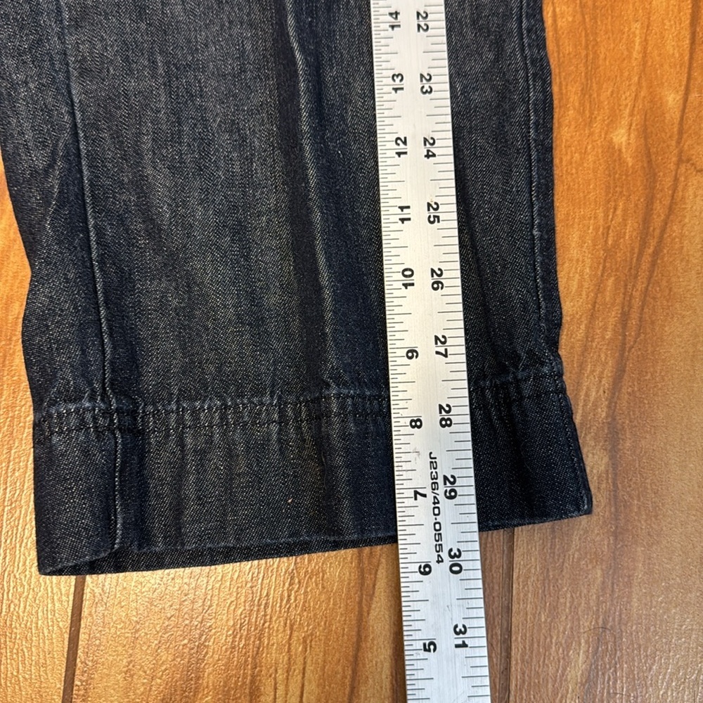 New York & Company Blue Denim Capri Pants - Picture 7 of 8